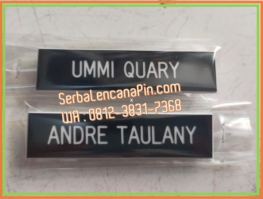contoh name tag andre taulany dan ummi quary